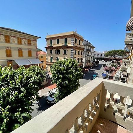 Big Wave Apartment - Levanto, 5 Terre Экстерьер фото