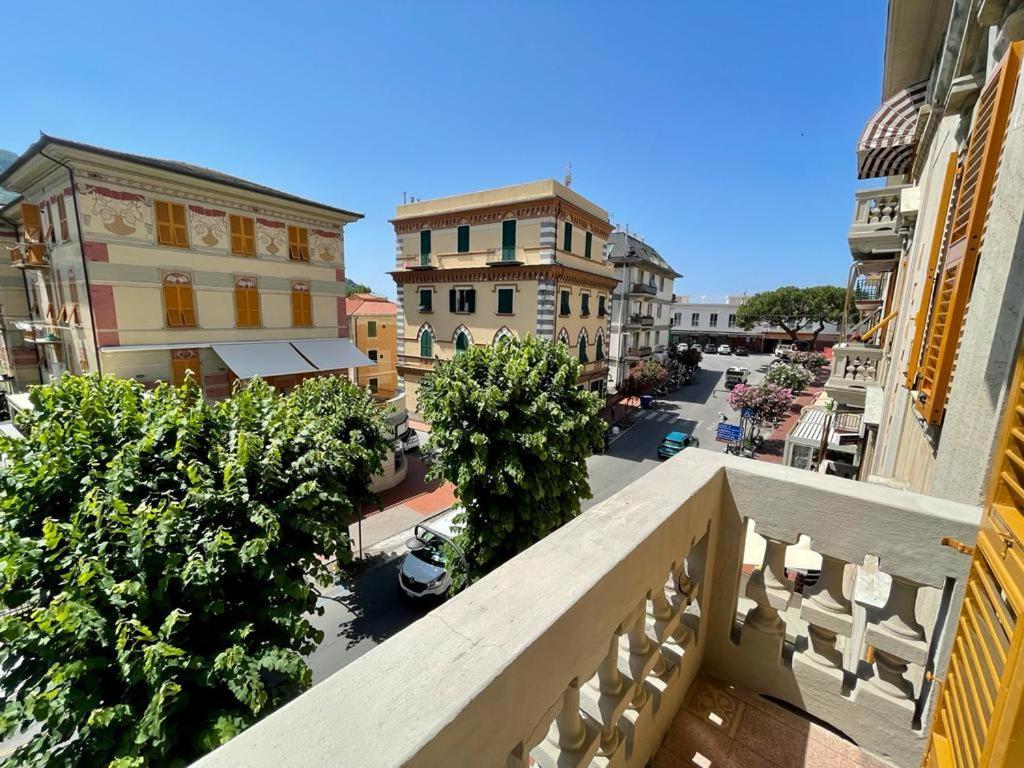 Big Wave Apartment - Levanto, 5 Terre Экстерьер фото